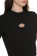 Carica l'immagine nel visualizzatore di Gallery, T-shirt crop Maple Valley con logo
