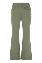 Carica l'immagine nel visualizzatore di Gallery, Pantaloni Jet in cotone stretch
