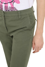 Carica l'immagine nel visualizzatore di Gallery, Pantaloni Jet in cotone stretch

