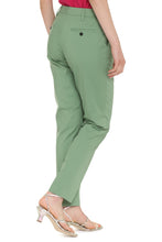 Carica l'immagine nel visualizzatore di Gallery, Pantaloni in cotone stretch
