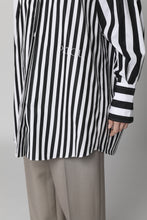 Carica l&#39;immagine nel visualizzatore di Gallery, Abito chemisier in cotone a righe
