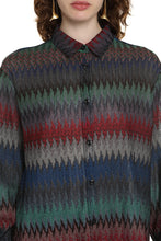 Carica l'immagine nel visualizzatore di Gallery, Camicia in maglia chevron
