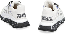 Load image into Gallery viewer, Trigreca low-top sneakers

