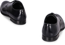 Carica l'immagine nel visualizzatore di Gallery, Scarpe stringate in pelle
