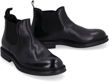 Carica l'immagine nel visualizzatore di Gallery, Chelsea boots in pelle
