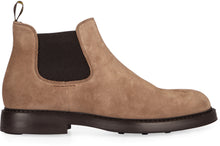 Carica l'immagine nel visualizzatore di Gallery, Chelsea boots in suede

