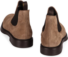 Carica l'immagine nel visualizzatore di Gallery, Chelsea boots in suede
