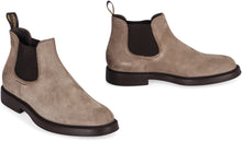Carica l'immagine nel visualizzatore di Gallery, Chelsea boots in suede
