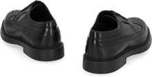 Carica l'immagine nel visualizzatore di Gallery, Scarpe stringate in pelle
