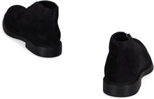 Carica l'immagine nel visualizzatore di Gallery, Desert boots in suede
