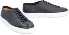 Carica l'immagine nel visualizzatore di Gallery, Sneakers low-top in pelle
