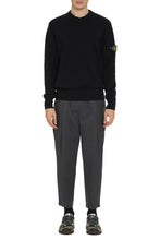 Load image into Gallery viewer, Virgin wool trousers
