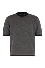 Load image into Gallery viewer, Sweater with short sleeves
