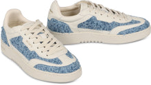 Carica l'immagine nel visualizzatore di Gallery, Sneakers Dice T-Toe
