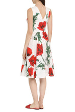 Carica l&#39;immagine nel visualizzatore di Gallery, Abito in cotone stampato
