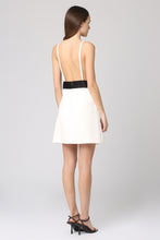 Load image into Gallery viewer, Virgin wool dress
