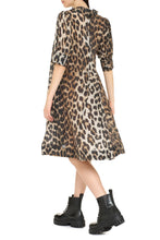 Carica l&#39;immagine nel visualizzatore di Gallery, Abito chemisier stampa animalier
