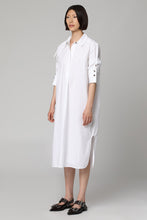 Carica l&#39;immagine nel visualizzatore di Gallery, Abito chemisier oversize in cotone
