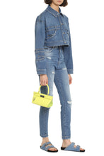 Carica l'immagine nel visualizzatore di Gallery, Giacca corta in denim
