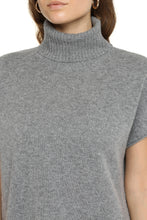 Carica l'immagine nel visualizzatore di Gallery, Gilet Fabio in maglia
