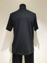Carica l'immagine nel visualizzatore di Gallery, T-shirt girocollo in cotone
