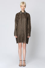 Carica l&#39;immagine nel visualizzatore di Gallery, Abito chemisier in seta stampata
