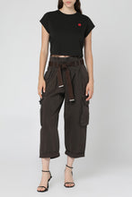 Carica l'immagine nel visualizzatore di Gallery, Crop top in cotone
