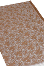 Carica l'immagine nel visualizzatore di Gallery, Scialle in seta e lana jacquard
