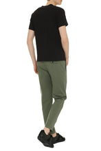 Carica l'immagine nel visualizzatore di Gallery, T-shirt girocollo in cotone
