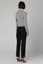 Carica l'immagine nel visualizzatore di Gallery, Pullover in lana vergine
