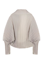 Load image into Gallery viewer, Floc pleated shrug
