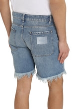 Carica l'immagine nel visualizzatore di Gallery, Shorts in denim
