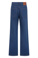 Load image into Gallery viewer, Flared jeans in cotton
