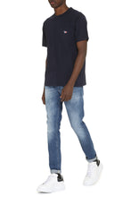 Carica l'immagine nel visualizzatore di Gallery, T-shirt in cotone con patch
