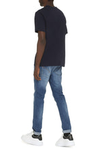 Carica l'immagine nel visualizzatore di Gallery, T-shirt in cotone con patch
