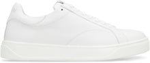 Carica l'immagine nel visualizzatore di Gallery, Sneakers low-top DDB0 in pelle
