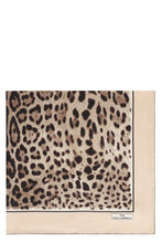 Load image into Gallery viewer, Printed silk-twill shawl
