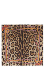 Carica l'immagine nel visualizzatore di Gallery, Foulard in twill di seta stampato

