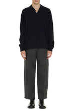 Load image into Gallery viewer, Wool pullover
