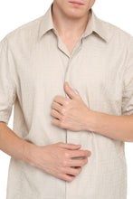 Carica l'immagine nel visualizzatore di Gallery, Camicia a maniche corte in cotone
