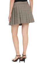 Load image into Gallery viewer, Wool mini skirt

