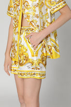 Load image into Gallery viewer, Printed silk shorts
