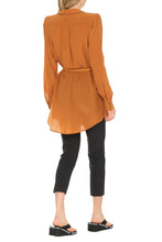 Carica l&#39;immagine nel visualizzatore di Gallery, Abito chemisier in seta
