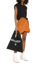 Carica l'immagine nel visualizzatore di Gallery, T-shirt girocollo in cotone
