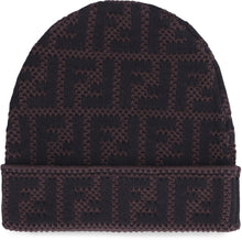 Carica l'immagine nel visualizzatore di Gallery, Cappello in maglia
