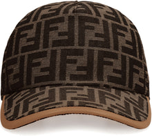 Carica l'immagine nel visualizzatore di Gallery, Cappello da baseball con logo all over
