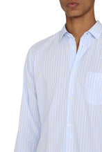 Carica l'immagine nel visualizzatore di Gallery, Camicia a righe
