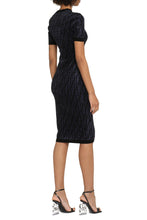 Load image into Gallery viewer, Midi velvet dress

