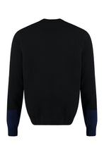 Carica l'immagine nel visualizzatore di Gallery, Maglione girocollo a maniche lunghe
