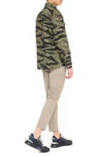 Carica l'immagine nel visualizzatore di Gallery, Overshirt in cotone
